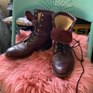 Justin’s oxblood cowboy boots - 9